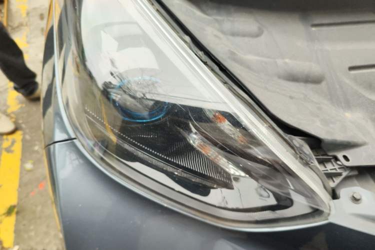 Used Chery QQ Little Ant 2019 4-Seater Smart Luxe Version 30.6 kWh Right Front Headlight