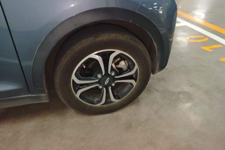 Used Chery QQ Little Ant 2019 4-Seater Smart Luxe Version 30.6 kWh Right Front Wheel Hub