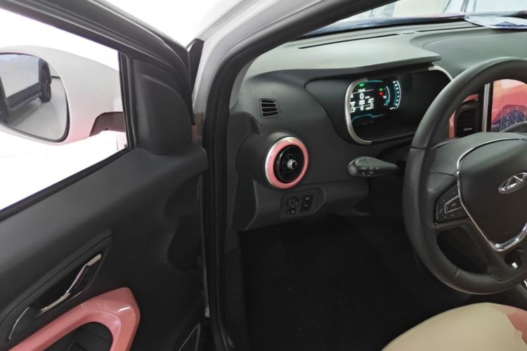 Used Chery QQ Little Ant 2019 4-Seater Smart Edition 35 kWh Driver Seat