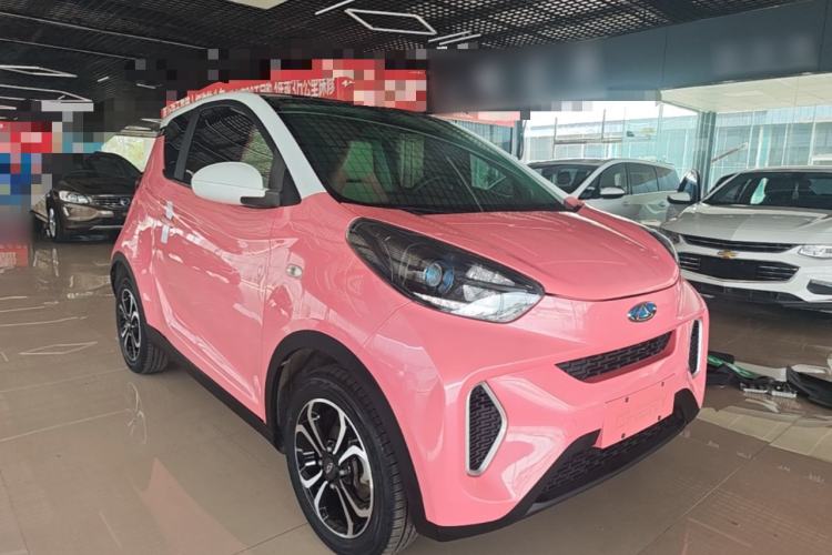 Used Chery QQ Little Ant 2019 4-Seater Smart Edition 35 kWh Front Right 45 Deg