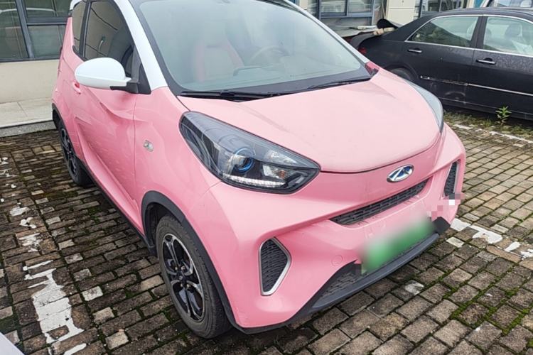 Used Chery QQ Little Ant 2019 4-Seater Smart Edition 30.6 kWh Front Right 45 Deg