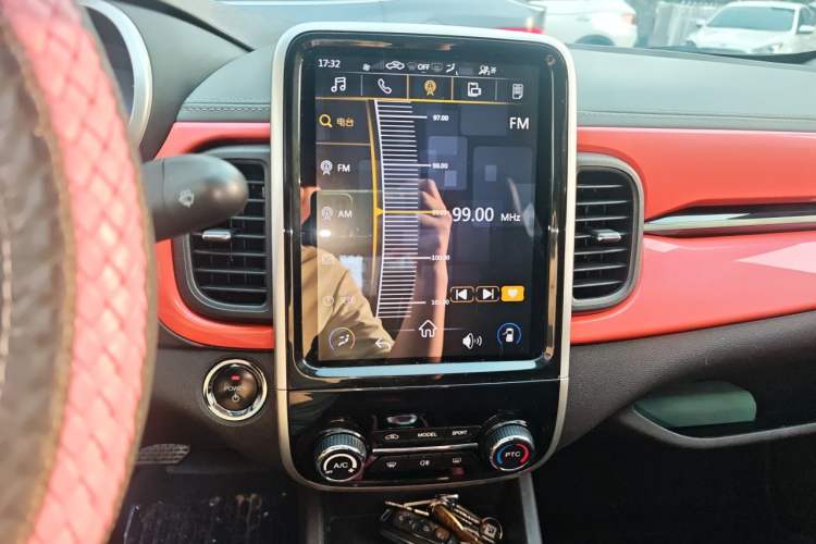 Used Chery QQ Little Ant 2019 4-Seater Smart Edition 35 kWh Audio And AC Panel