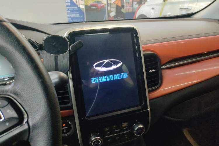 Used Chery QQ Little Ant 2019 4-Seater Smart Luxe Version 30.6 kWh Audio And AC Panel