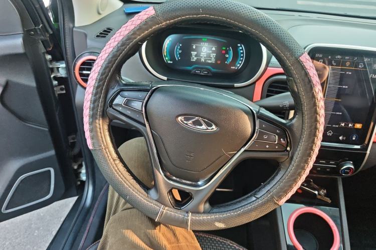 Used Chery QQ Little Ant 2019 4-Seater Smart Edition 35 kWh Steering Wheel