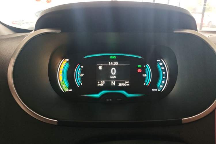 Used Chery QQ Little Ant 2019 4-Seater Smart Edition 30.6 kWh Instrument Cluster