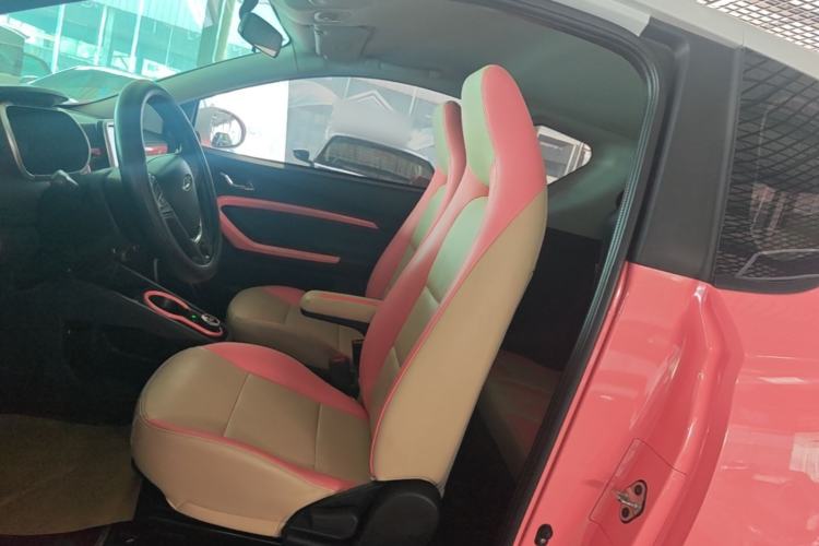 Used Chery QQ Little Ant 2019 4-Seater Smart Edition 35 kWh Left Front Seat