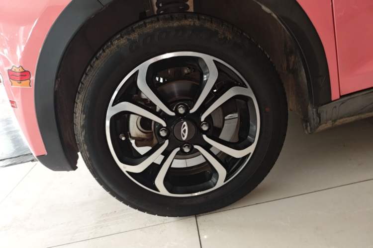 Used Chery QQ Little Ant 2019 4-Seater Smart Edition 30.6 kWh Left Front Wheel Hub