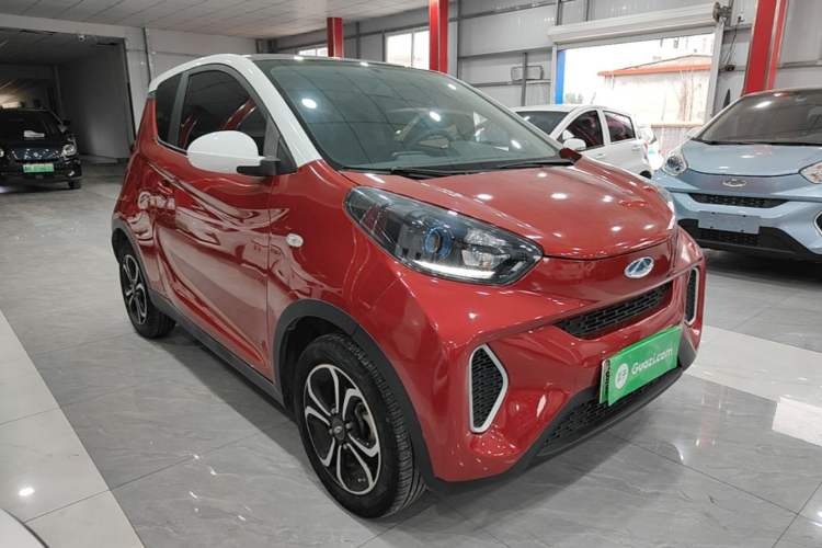Used Chery QQ Little Ant 2019 4-Seater Smart Edition 30.6 kWh Front Right 45 Deg