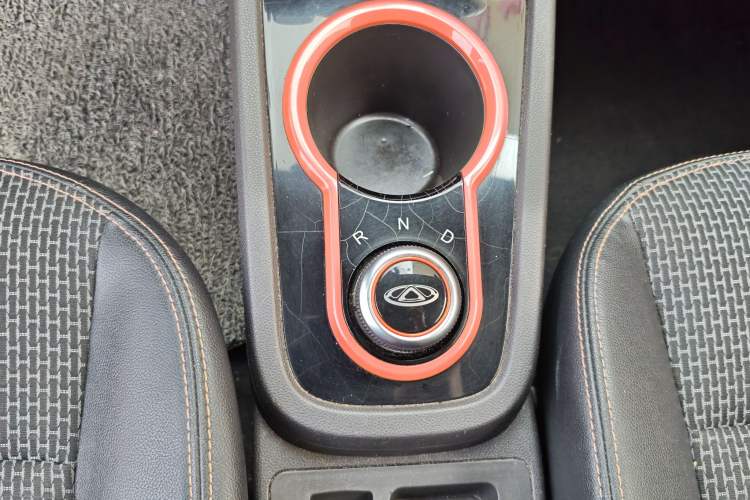 Used Chery QQ Little Ant 2019 4-Seater Smart Edition 35 kWh Gear Lever