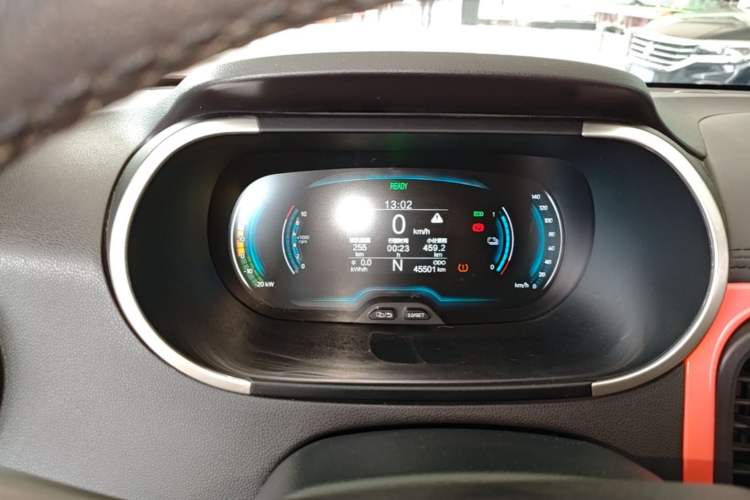 Used Chery QQ Little Ant 2019 4-Seater Smart Edition 30.6 kWh Instrument Cluster