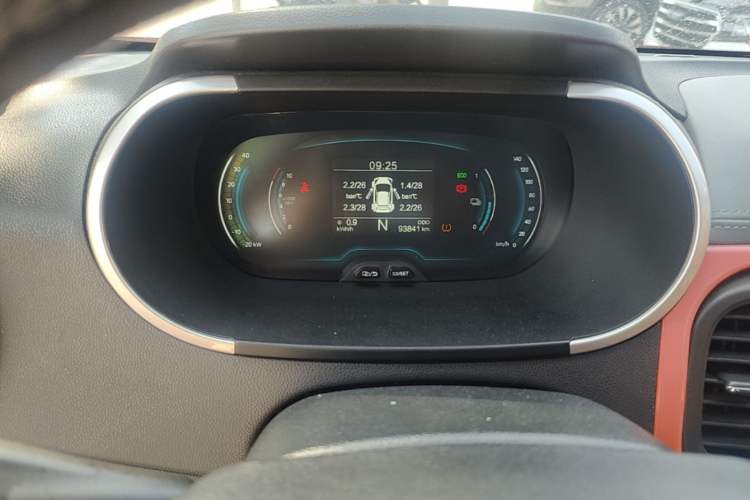Used Chery QQ Little Ant 2019 4-Seater Smart Edition 30.6 kWh Instrument Cluster