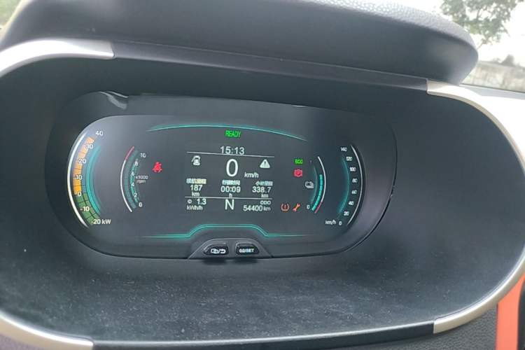 Used Chery QQ Little Ant 2019 4-Seater Smart Edition 30.6 kWh Instrument Cluster
