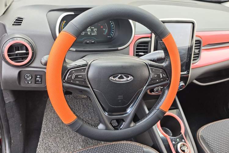 Used Chery QQ Little Ant 2019 4-Seater Smart Edition 35 kWh Interior 3