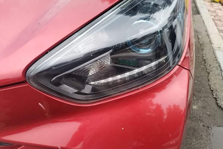 Used Chery QQ Little Ant 2019 4-Seater Smart Luxe Version 30.6 kWh Left Front Headlight