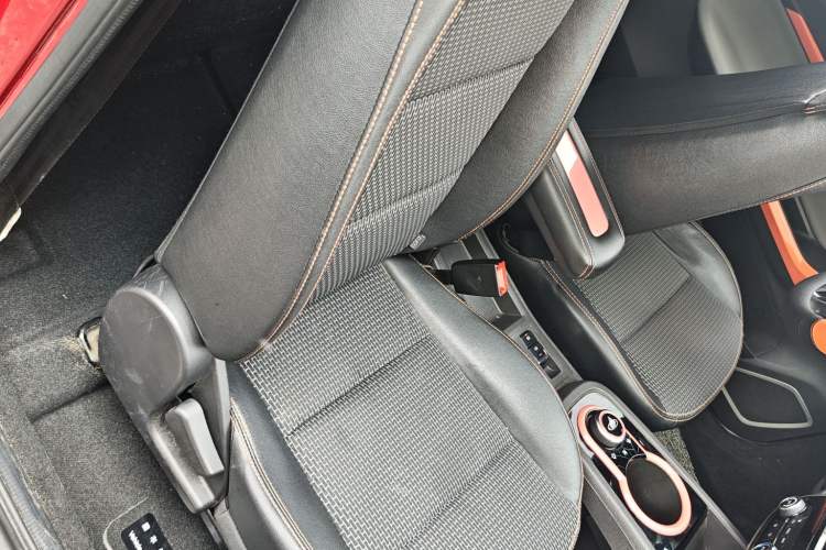 Used Chery QQ Little Ant 2019 4-Seater Smart Edition 35 kWh Right Front Seat