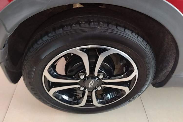 Used Chery QQ Little Ant 2019 4-Seater Smart Edition 30.6 kWh Right Rear Wheel Hub