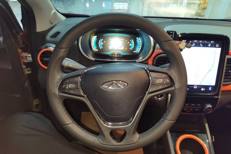 Used Chery QQ Little Ant 2019 4-Seater Smart Luxe Version 30.6 kWh Steering Wheel