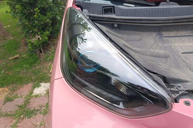 Used Chery QQ Little Ant 2019 4-Seater Smart Edition 35 kWh Right Front Headlight