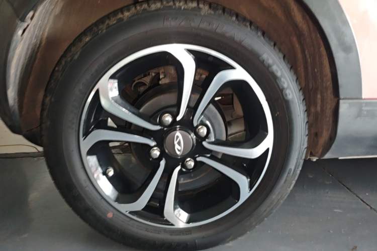 Used Chery QQ Little Ant 2019 4-Seater Smart Edition 30.6 kWh Right Rear Wheel Hub