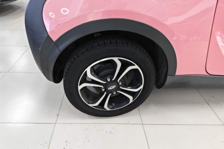 Used Chery QQ Little Ant 2019 4-Seater Smart Edition 35 kWh Right Rear Wheel Hub