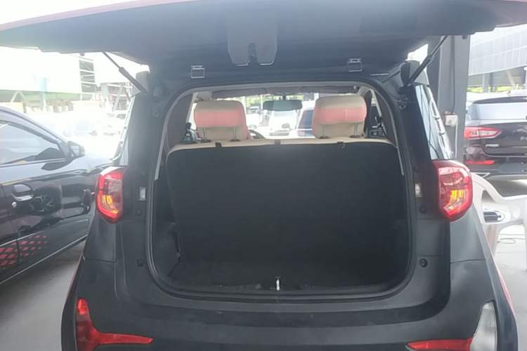 Used Chery QQ Little Ant 2019 4-Seater Smart Edition 35 kWh Trunk