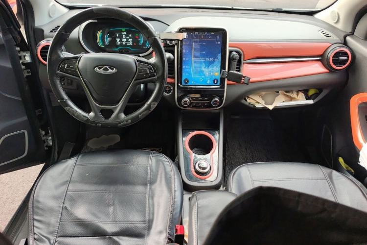 Used Chery QQ Little Ant 2019 4-Seater Smart Edition 35 kWh Center Console