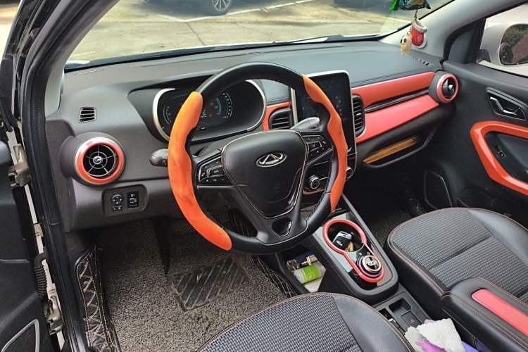 Used Chery QQ Little Ant 2019 4-Seater Smart Edition 35 kWh Center Console