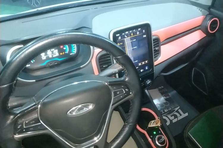 Used Chery QQ Little Ant 2019 4-Seater Smart Luxe Version 30.6 kWh Center Console