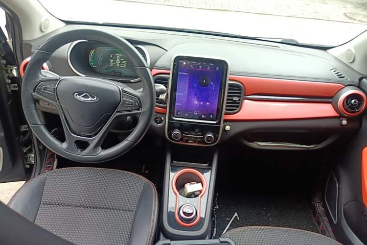 Used Chery QQ Little Ant 2019 4-Seater Smart Edition 35 kWh Center Console