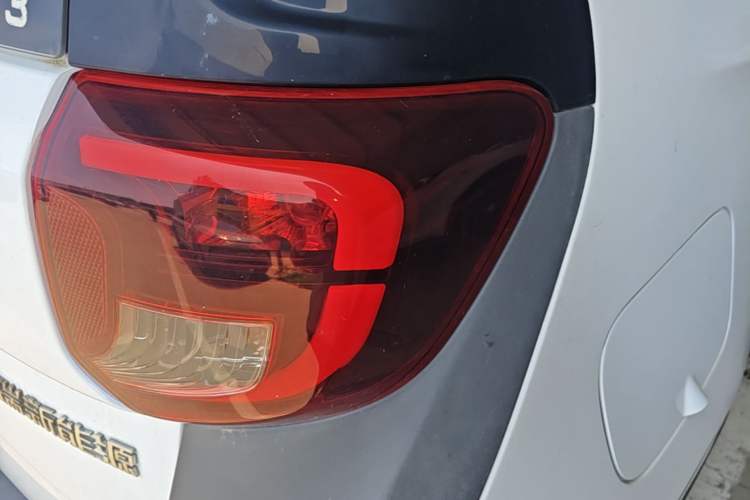 Used Chery QQ Little Ant 2019 4-Seater Smart Edition 35 kWh Exterior 3