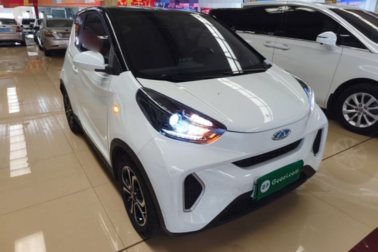 Used Chery QQ Little Ant 2019 4-Seater Smart Edition 35 kWh Front Right 45 Deg