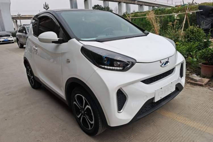 Used Chery QQ Little Ant 2019 4-Seater Smart Edition 35 kWh Front Right 45 Deg