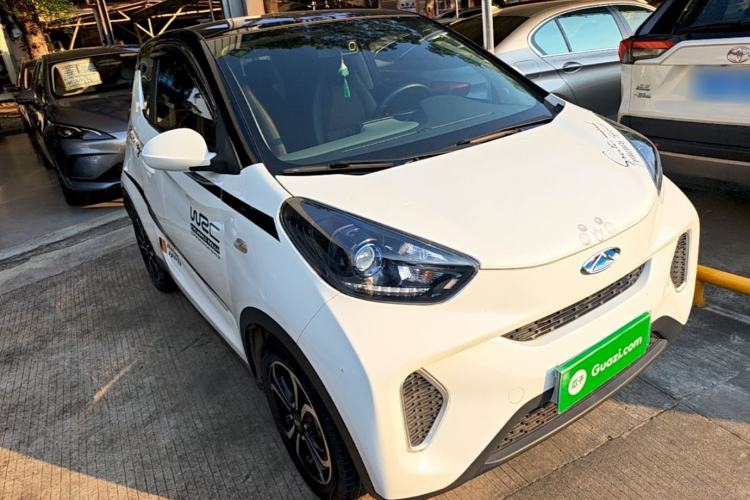 Used Chery QQ Little Ant 2019 4-Seater Smart Edition 35 kWh Front Right 45 Deg