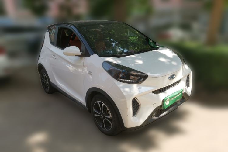 Used Chery QQ Little Ant 2019 4-Seater Smart Edition 35 kWh Front Right 45 Deg
