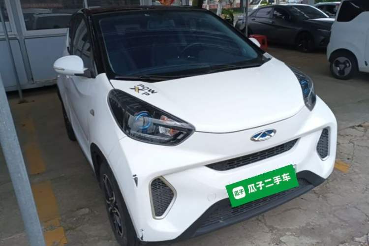Used Chery QQ Little Ant 2019 4-Seater Smart Edition 35 kWh Front Right 45 Deg