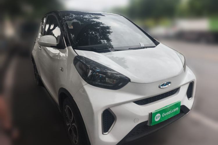 Used Chery QQ Little Ant 2019 4-Seater Smart Edition 35 kWh Front Right 45 Deg