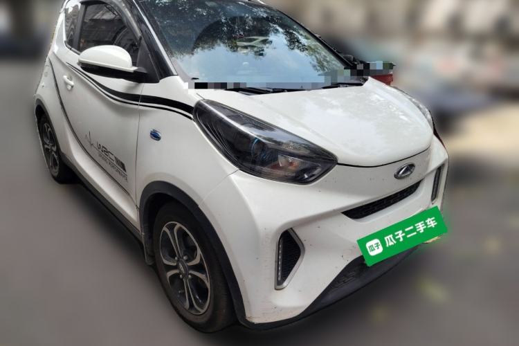 Used Chery QQ Little Ant 2019 4-Seater Smart Edition 35 kWh Front Right 45 Deg