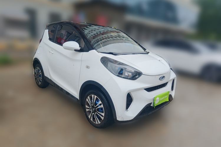 Used Chery QQ Little Ant 2019 4-Seater Smart Edition 35 kWh Front Right 45 Deg