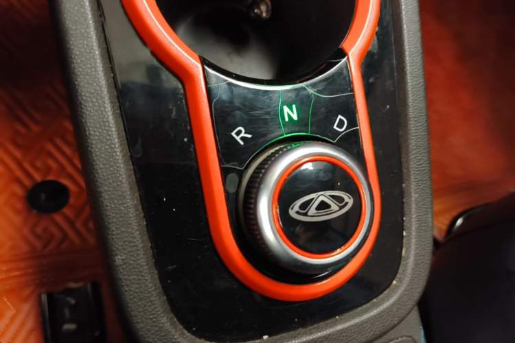 Used Chery QQ Little Ant 2019 4-Seater Smart Edition 35 kWh Gear Lever