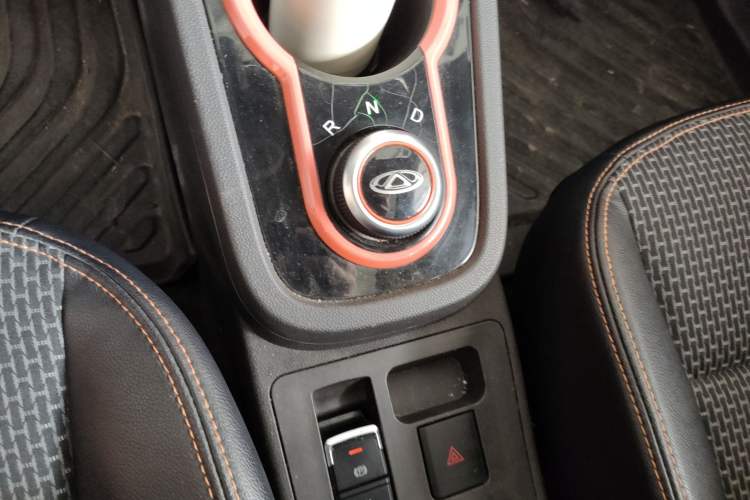 Used Chery QQ Little Ant 2019 4-Seater Smart Edition 35 kWh Gear Lever