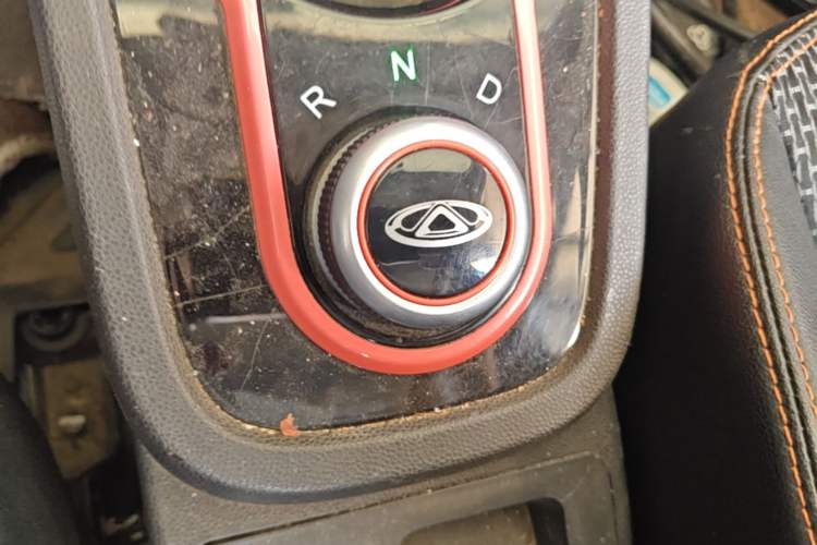 Used Chery QQ Little Ant 2019 4-Seater Smart Edition 35 kWh Gear Lever