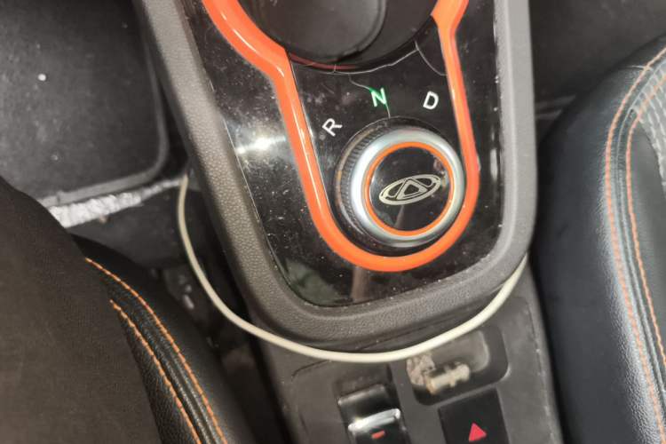 Used Chery QQ Little Ant 2019 4-Seater Smart Edition 35 kWh Gear Lever