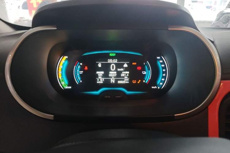 Used Chery QQ Little Ant 2019 4-Seater Smart Edition 35 kWh Instrument Cluster