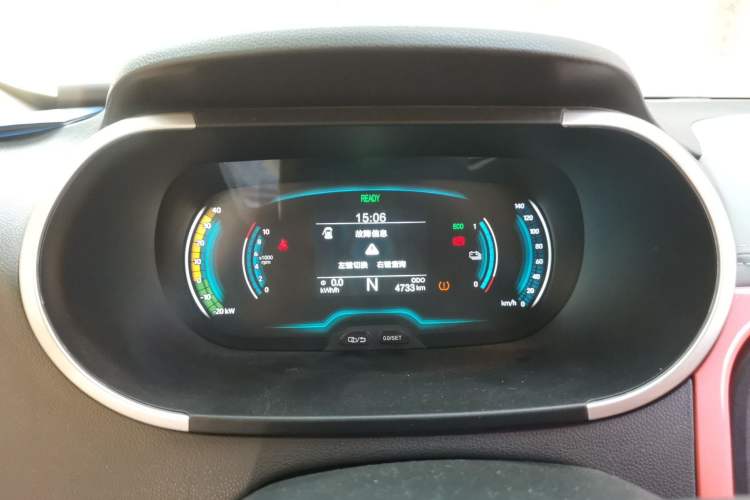 Used Chery QQ Little Ant 2019 4-Seater Smart Edition 35 kWh Instrument Cluster