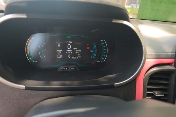 Used Chery QQ Little Ant 2019 4-Seater Smart Edition 30.6 kWh Instrument Cluster