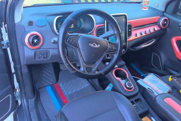 Used Chery QQ Little Ant 2019 4-Seater Smart Edition 30.6 kWh Interior 2