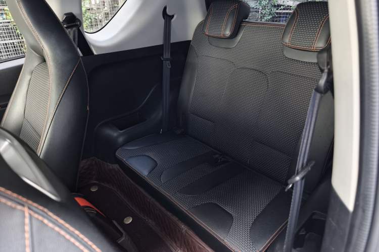 Used Chery QQ Little Ant 2019 4-Seater Smart Edition 30.6 kWh Interior 3