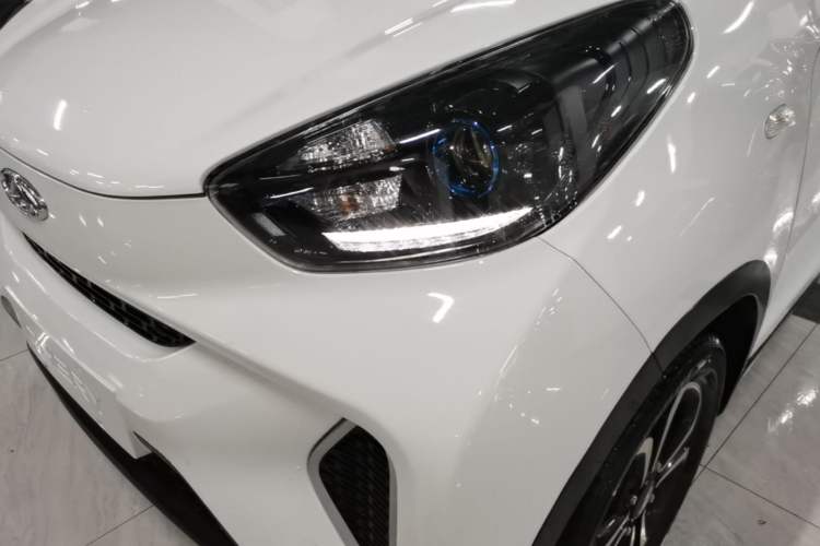 Used Chery QQ Little Ant 2019 4-Seater Smart Edition 30.6 kWh Left Front Headlight