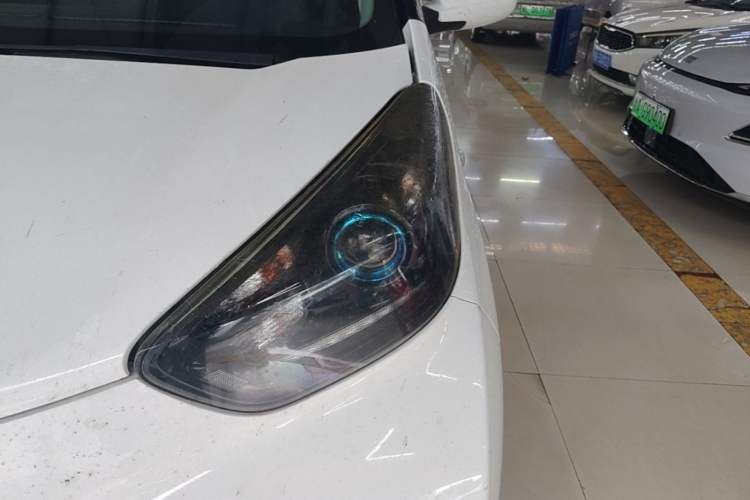 Used Chery QQ Little Ant 2019 4-Seater Smart Edition 35 kWh Left Front Headlight
