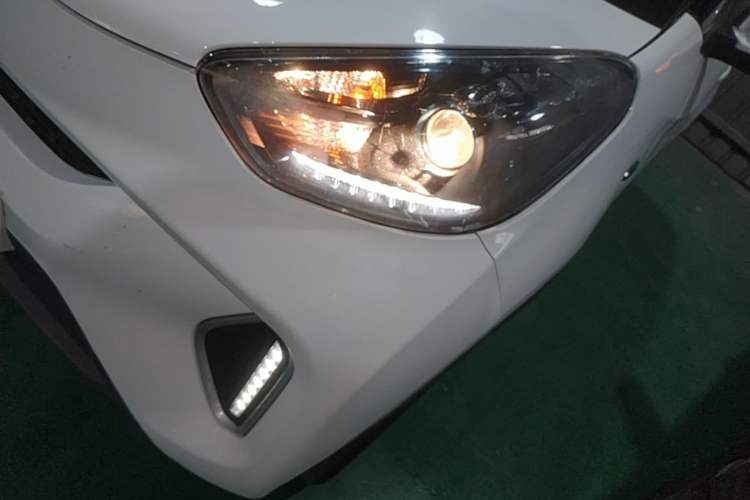 Used Chery QQ Little Ant 2019 4-Seater Smart Luxe Version 30.6 kWh Left Front Headlight